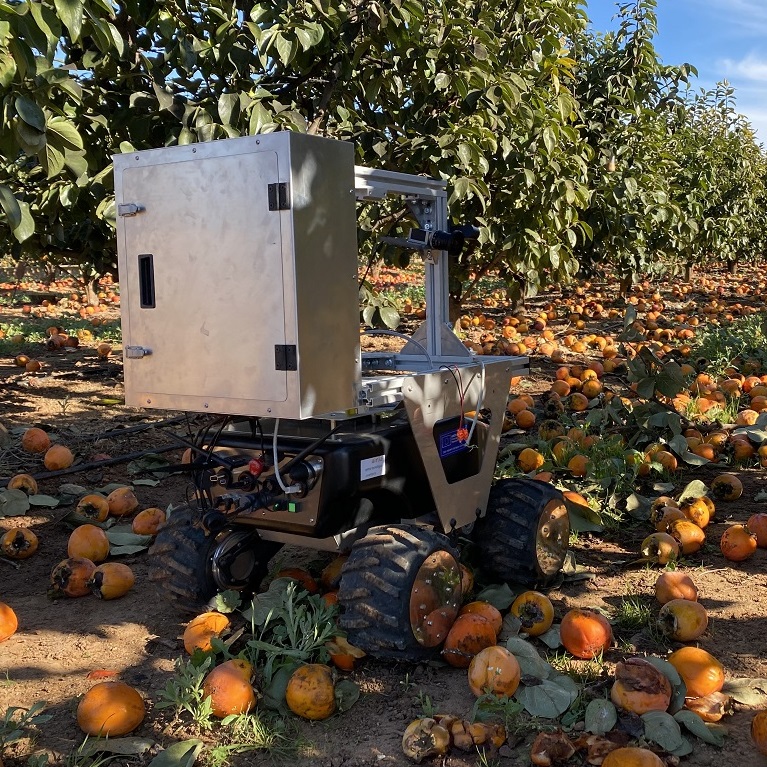 Розроблено мобільного робота для збирання фруктів